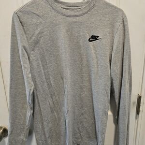 Nike Men's Gray Long-Sleeve Logo Shirt